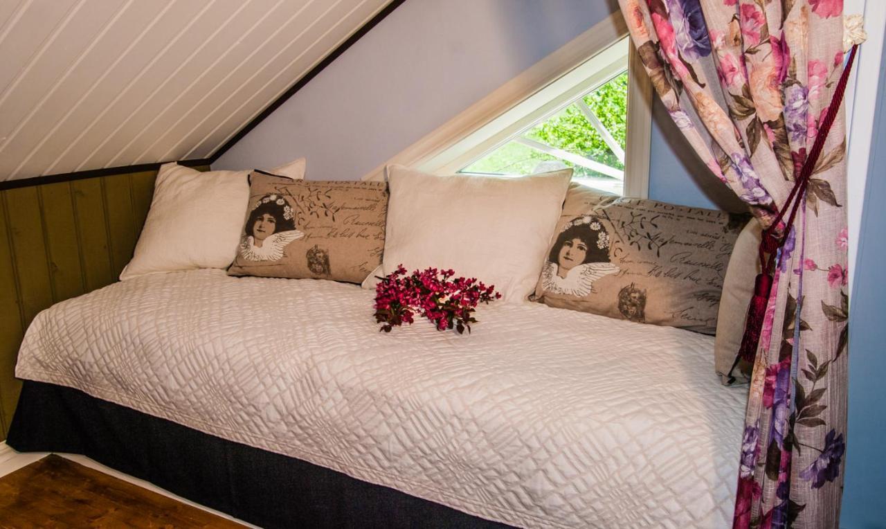 Tavlebords Honungsgard Guest House Tegneby ภายนอก รูปภาพ