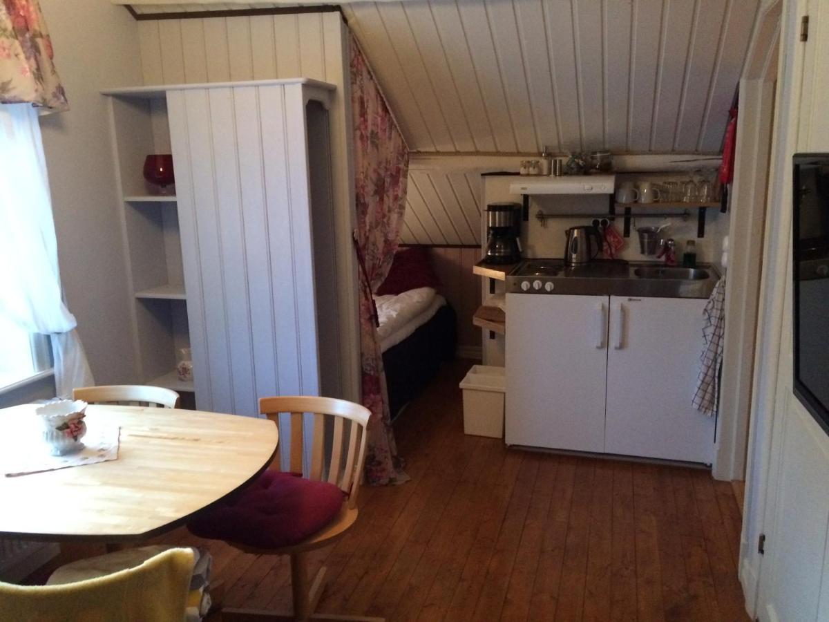Tavlebords Honungsgard Guest House Tegneby ภายนอก รูปภาพ